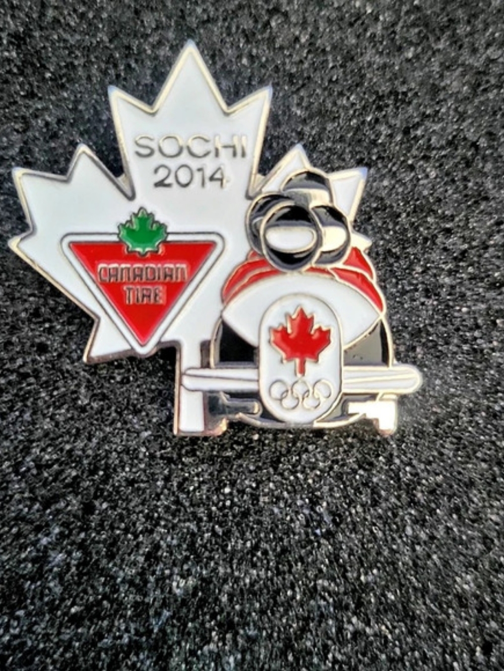 Canadian Tire Sochi 2014 Canadian Tire Olympic pin Olympic Pin White & Red